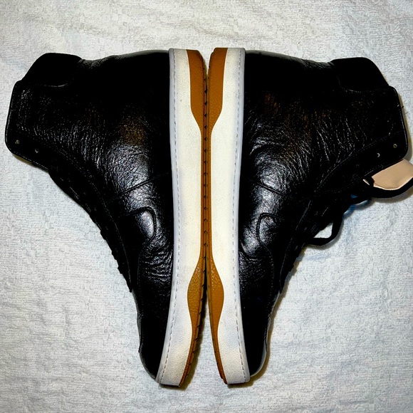 Leather Gucci Sneakers - Picture 1 of 8